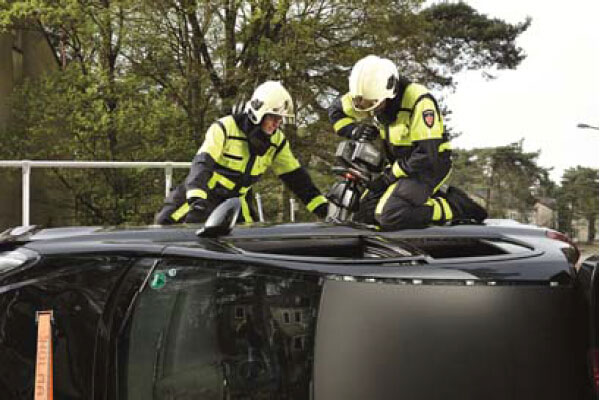 荷马特全新超轻便型剪扩双用钳问世：5111/5117 系列